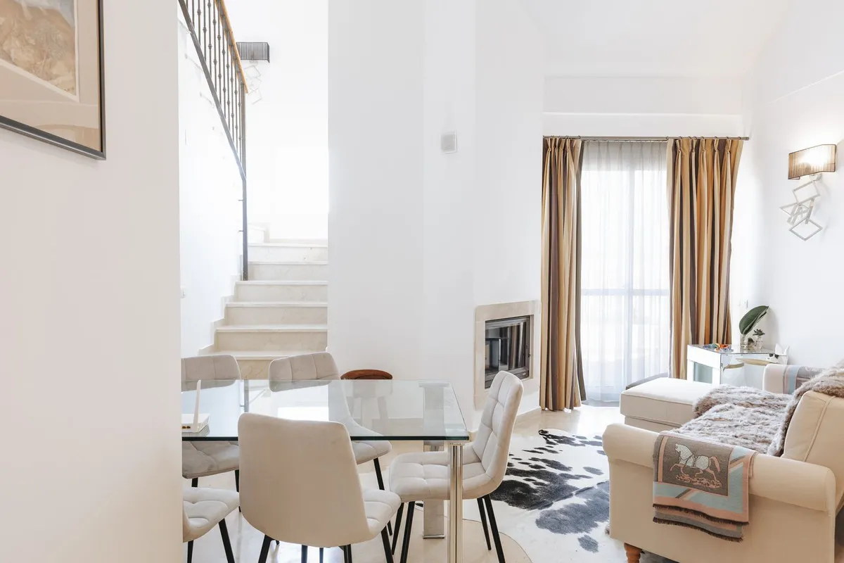 8c62b3ee-52dc-493d-b6b7-eea2ee6f9ced