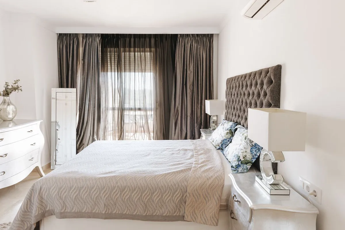 ac443ccd-7836-4549-953d-a08c3c5760dc