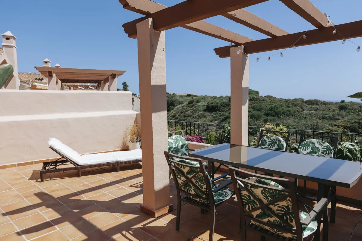 ebef357b-2f8e-40bd-b3b5-e50ac15da437