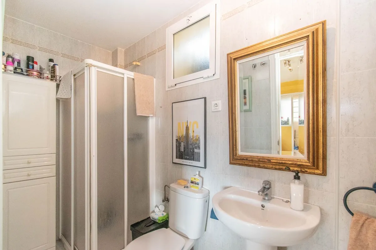 8f8d16db-bcab-4d60-aaf5-0a07f7e361e1