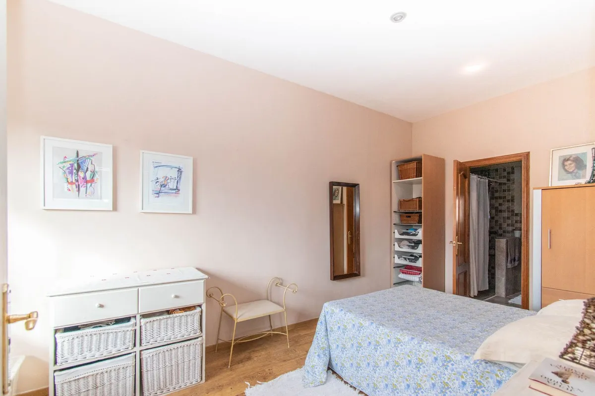 b726a15c-800c-4c37-9f0d-36f94d9bf9ca