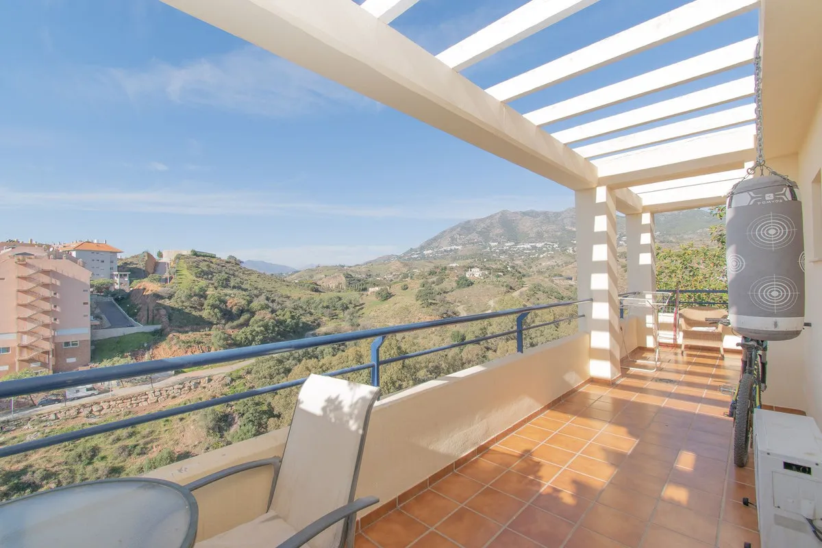 fbb88d92-e2d3-4317-a5b7-dbfdf299e6d6