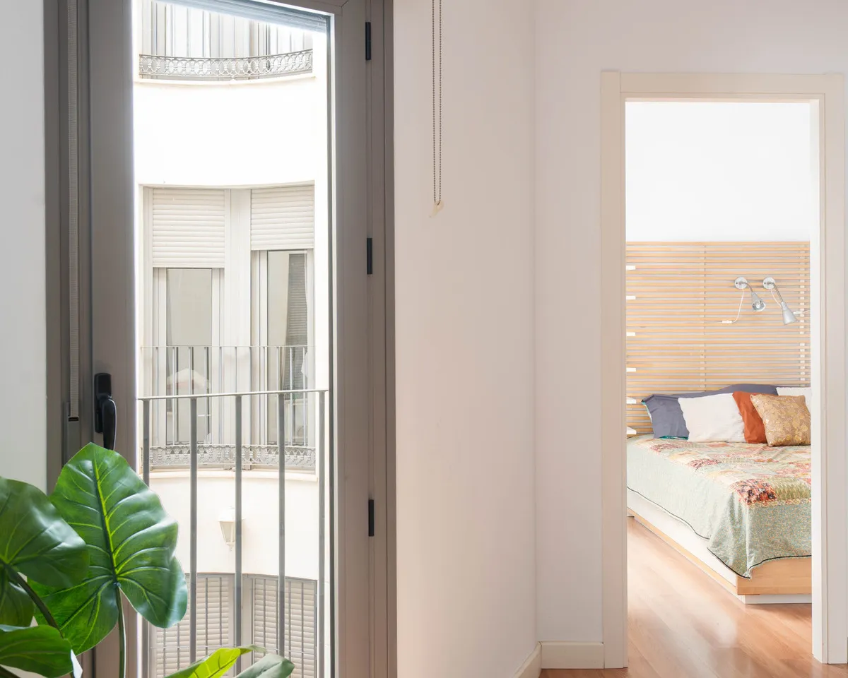 e4bcccef-7eb5-4595-bf82-fd338f7b18d4