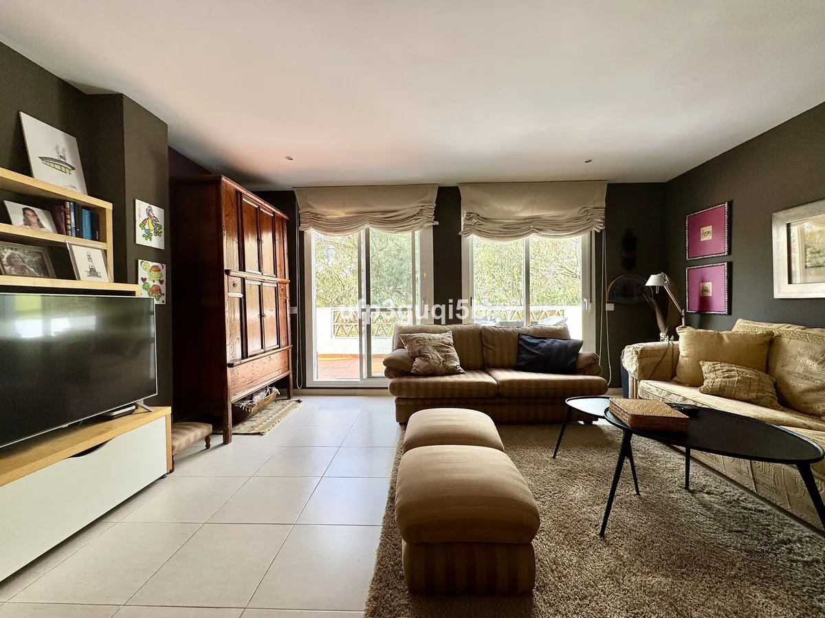 2b46548f-a77e-45d2-ba38-373a373a6558