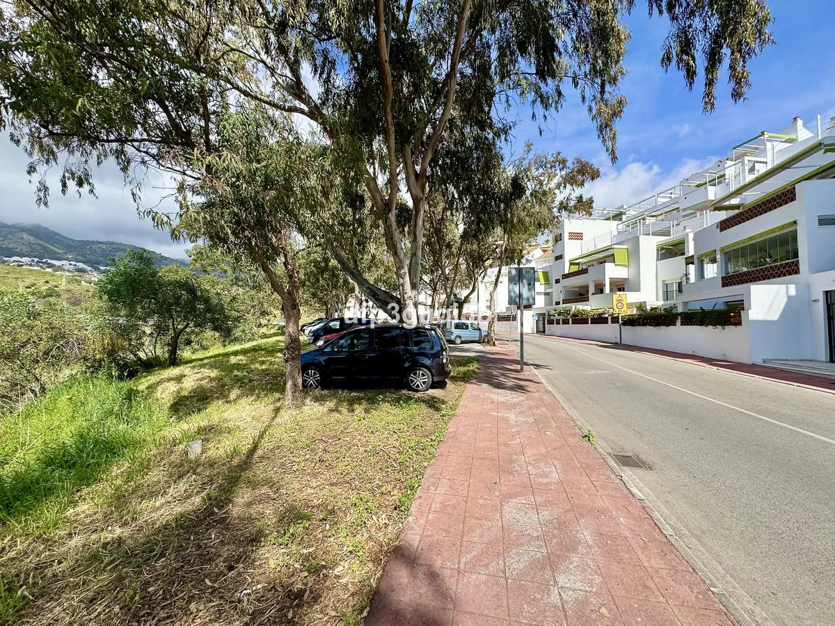 4efaaa23-2ea2-4623-a22b-0e01566748f7