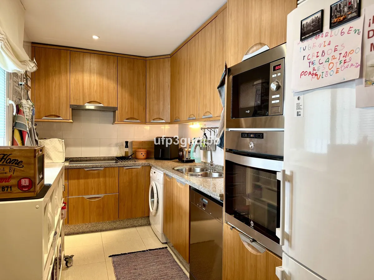 d408b837-b9ef-4f50-9b1c-9039bb234605