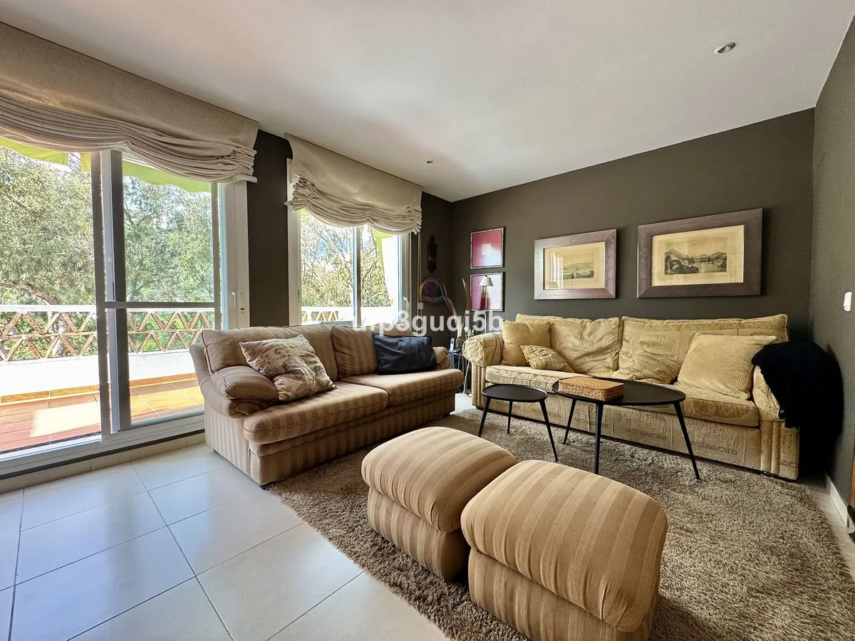 f6d8982e-a85a-4697-953e-49b6cd5fed94