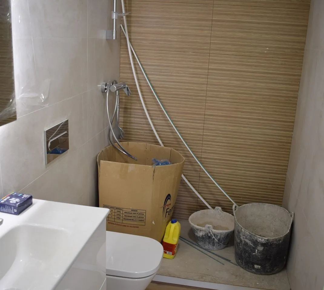 b498b1a7-7ea8-4eba-934e-7c4f337eb2c4