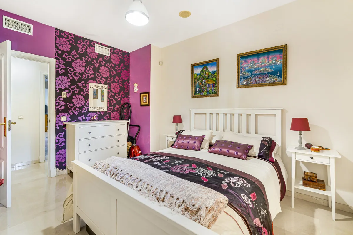 4ddd7757-8eb4-40ef-b279-ccd24b5a1326