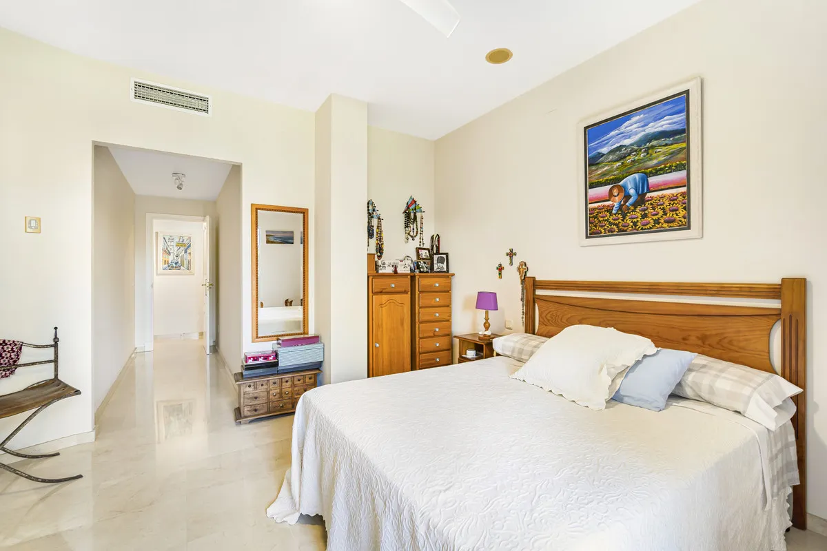 74cbe22b-9c24-4a54-9b97-ccc94aca8223