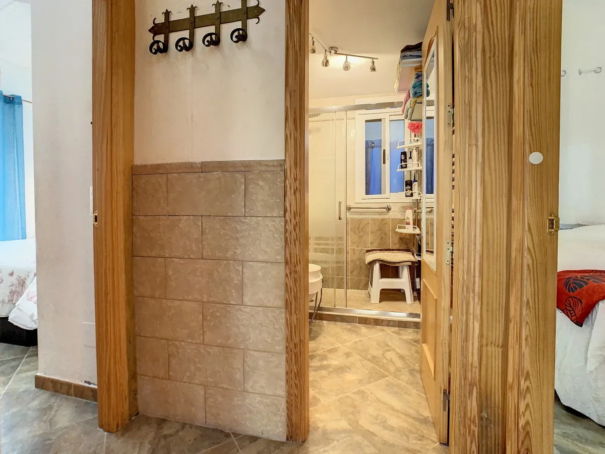 1c4a4a7f-de65-4093-acc9-6cd9e52c9b12