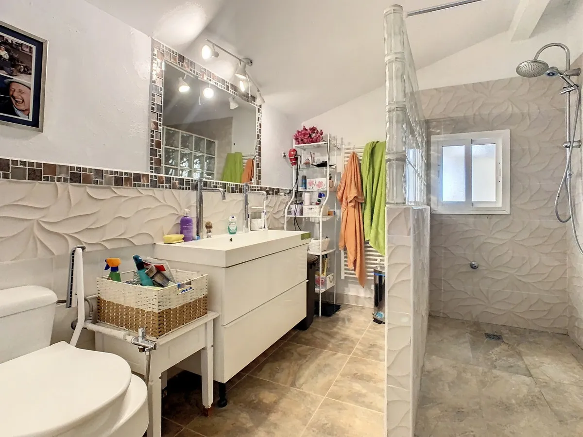 25ea1b3b-b164-4569-9b5f-2d0927b78b41