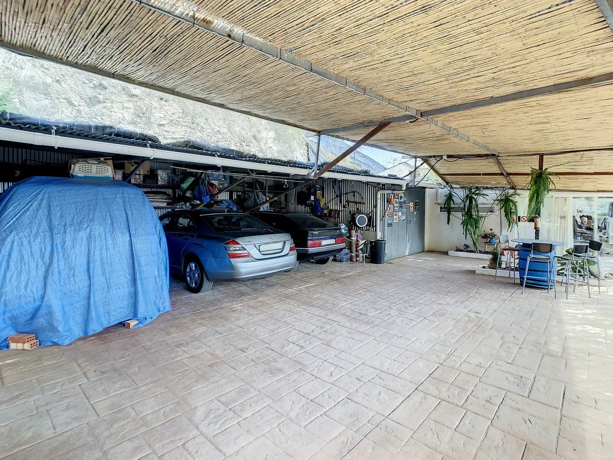 4c597b1c-bff3-42eb-9a90-7cffa68a5045