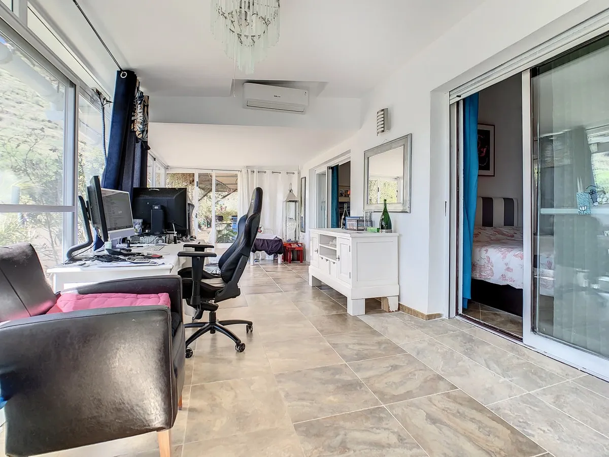 5c97847c-7053-44d8-a66f-670b0247ea51