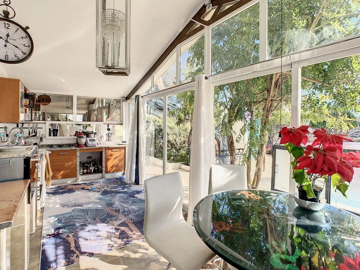 818265ae-1582-4e3b-a506-bdd4674169bd