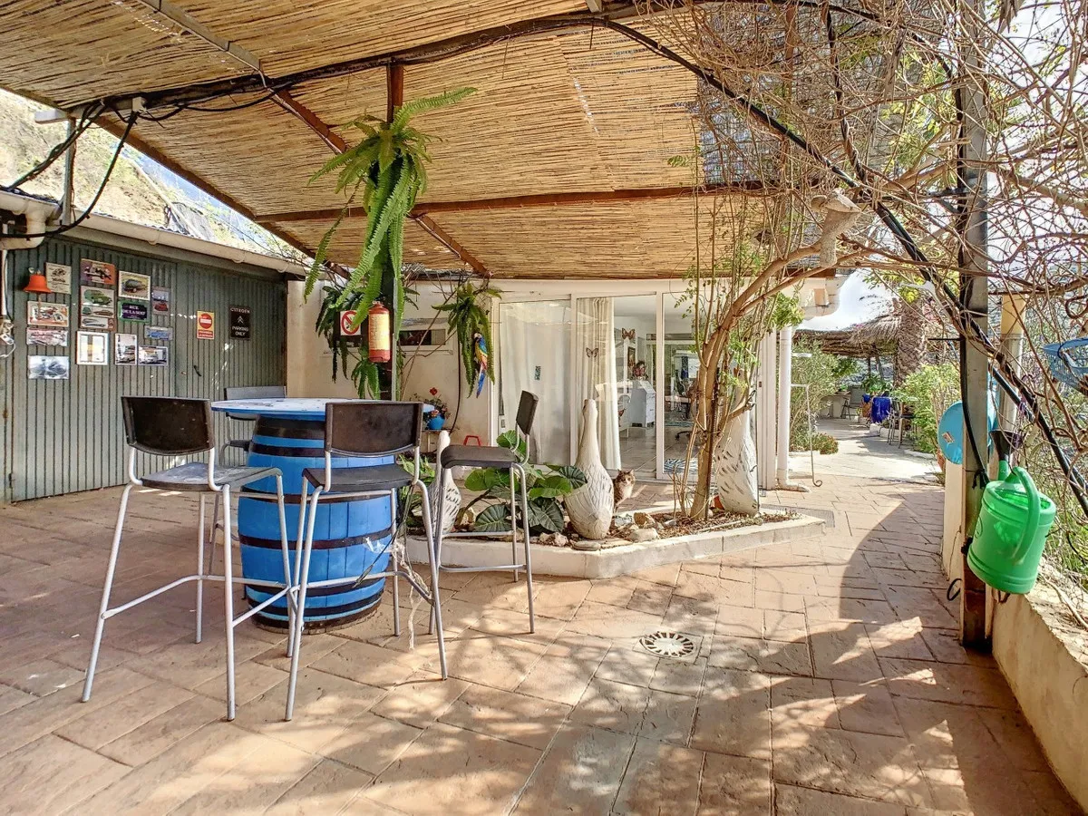 bbb03f0a-08b1-48fe-aa39-001843890633