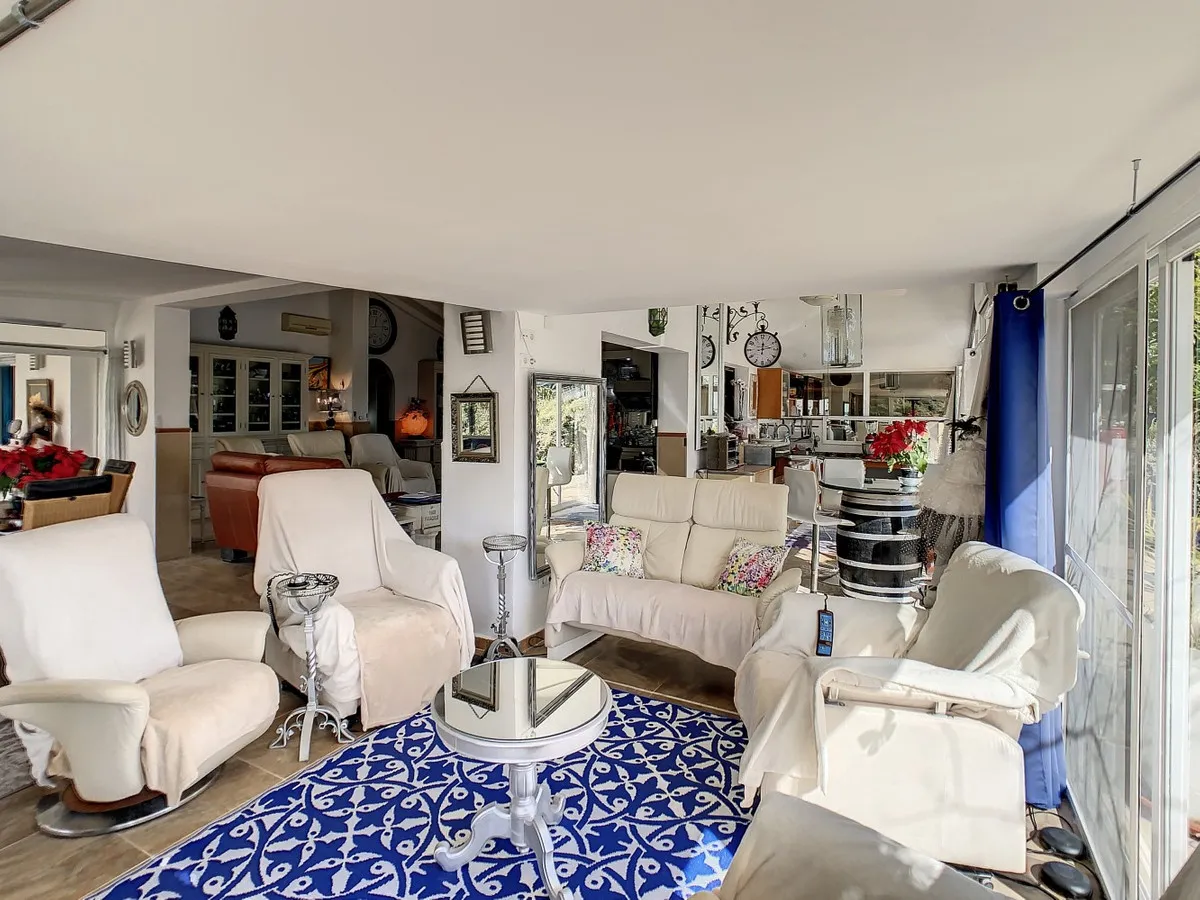 de59fc98-deea-4055-bff2-34f9a41b3047