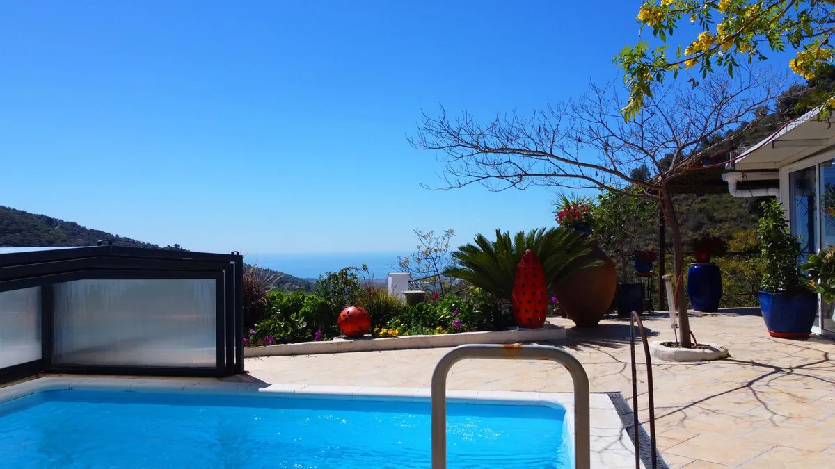 875533c0-39e3-4e0a-91f5-0d9189ad634a