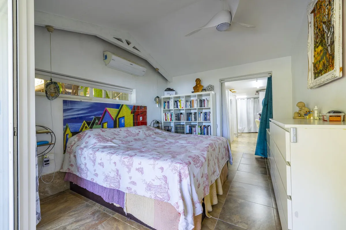 9bb09f08-7de9-46dd-a2b6-d5296e63f502