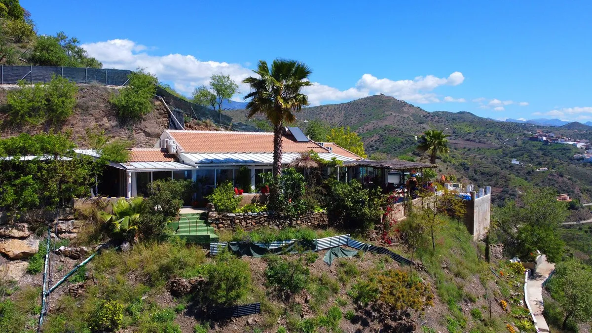 cbe1ba52-a0da-47c1-889a-333fdf87d52d