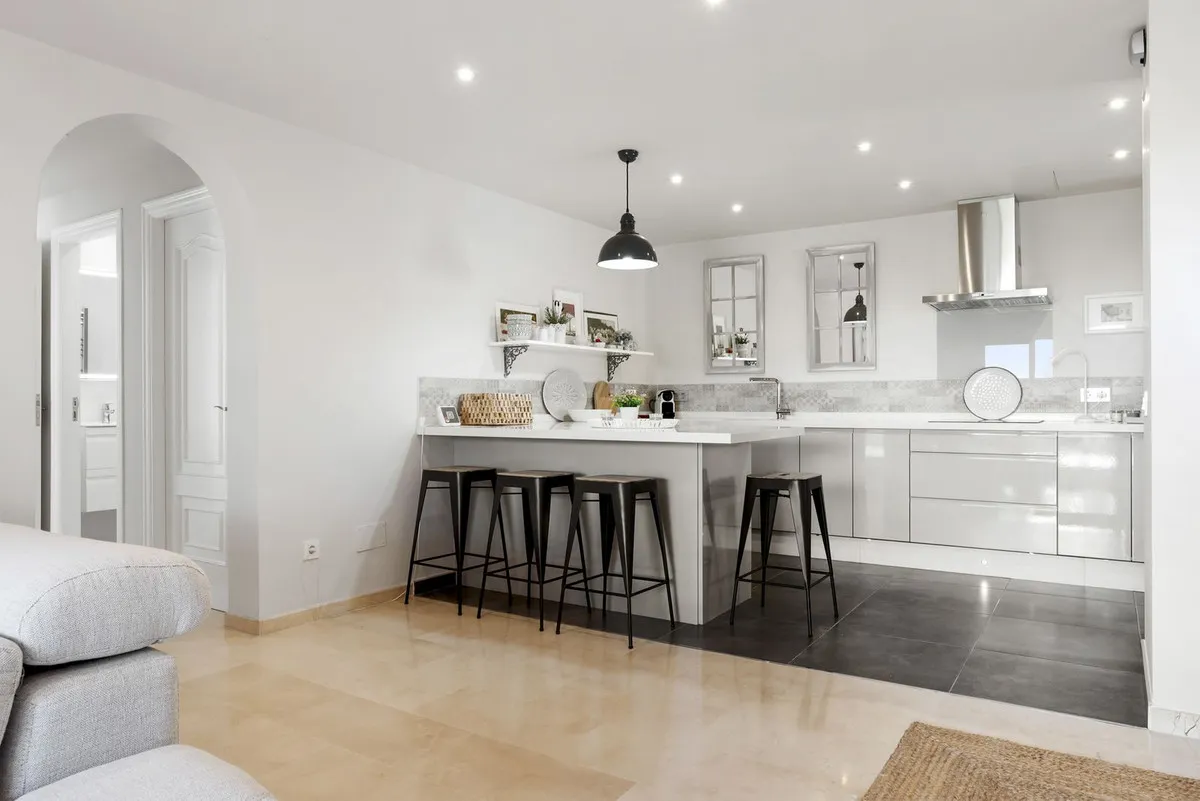 1a9ef8a3-7817-4f21-b43b-52918ec1ff0e