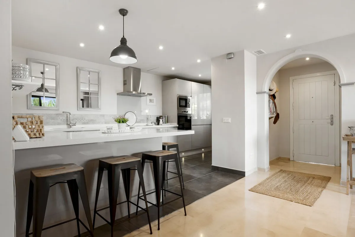 342e0bf7-bd9b-48d7-b3a4-c6d548a91c73