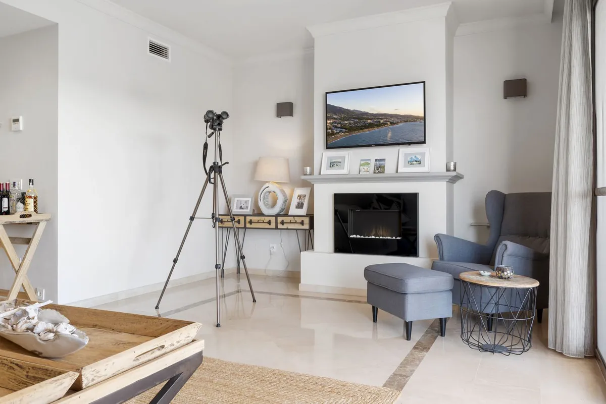 4934a379-fed0-4052-bf88-ad89fbcf1017