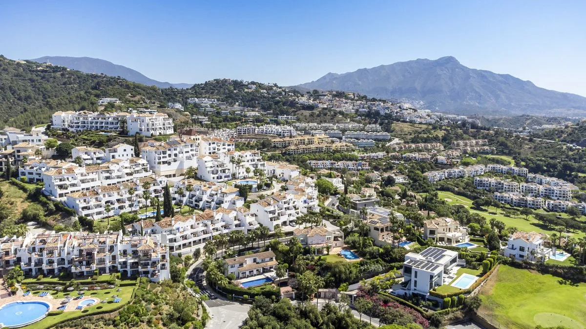 92935ac8-ef8d-477e-a843-d4751b47ad22