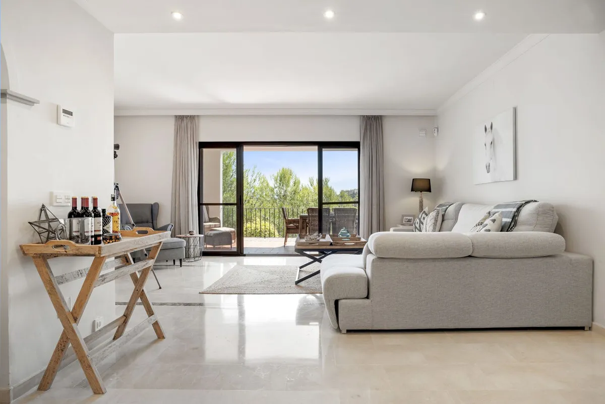 96f798b4-892e-43ed-b3e5-dfea0ed01485