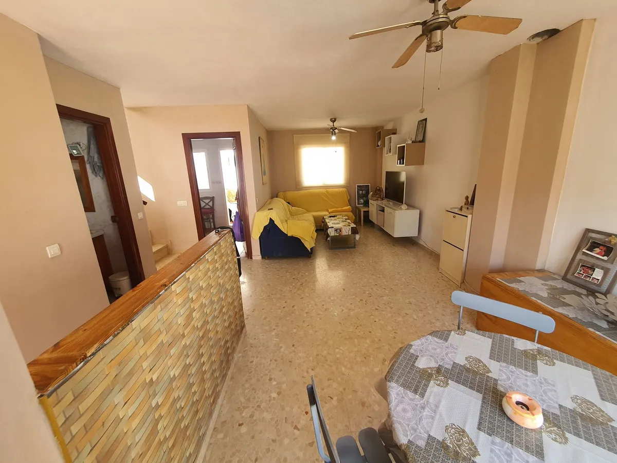 b86edb80-c2ff-485b-afe2-ca990e29fc9a