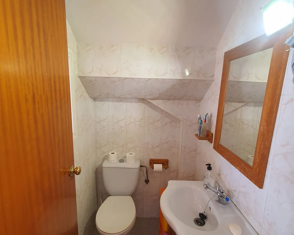 c8ee2a4e-90dc-45bf-bff7-103aa1fb788d