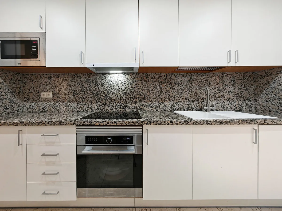 17bace2a-a10f-4f2a-816c-e20b25a4b076