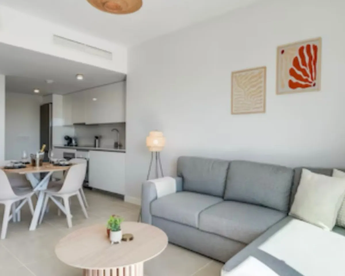 0d2c422d-3758-48ab-8595-5d310c208cd3