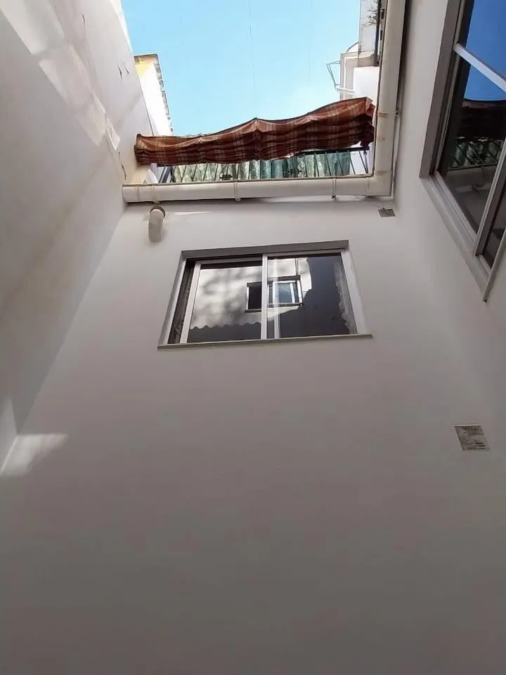 e185ba85-2d73-4c7c-850d-335e424d5481