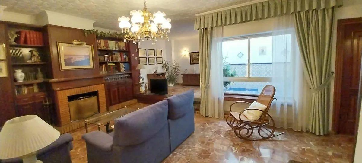 fd9d744b-dbf4-4348-b8a5-89e740af41b3