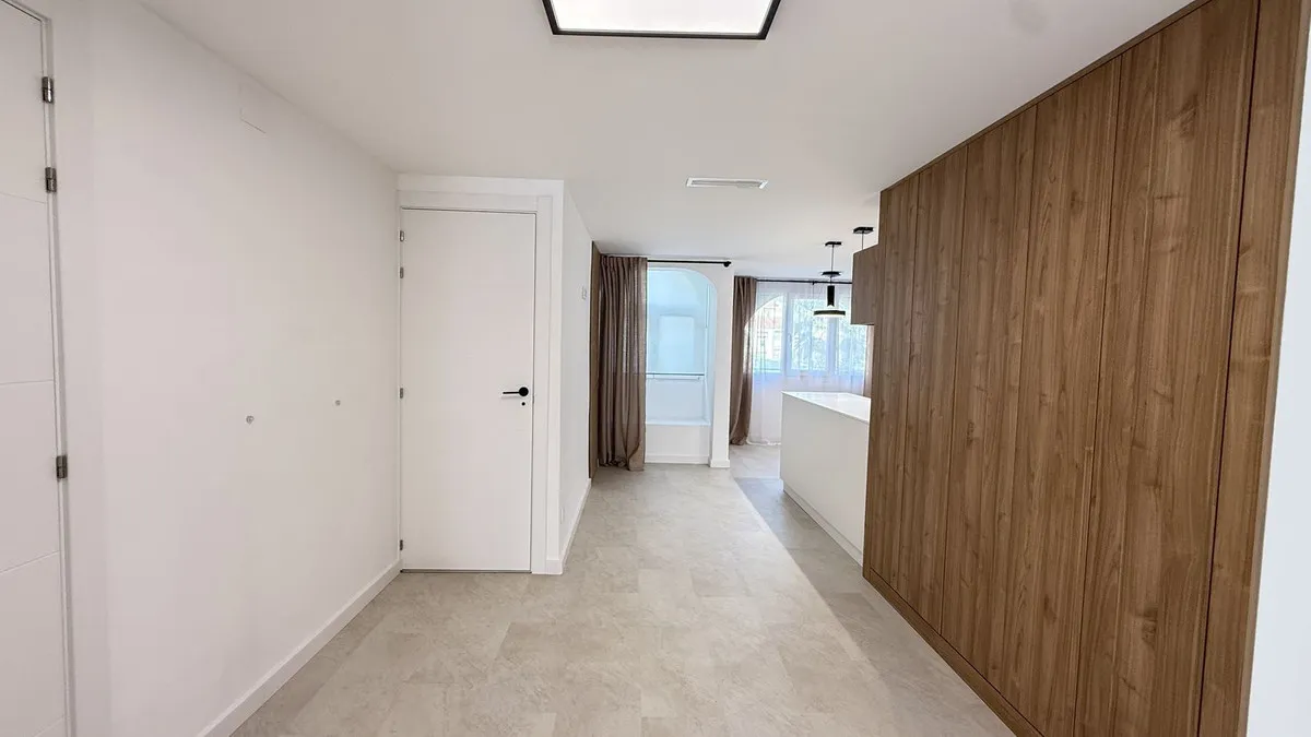 3aab9d43-ab36-44fa-99ea-34572425866e