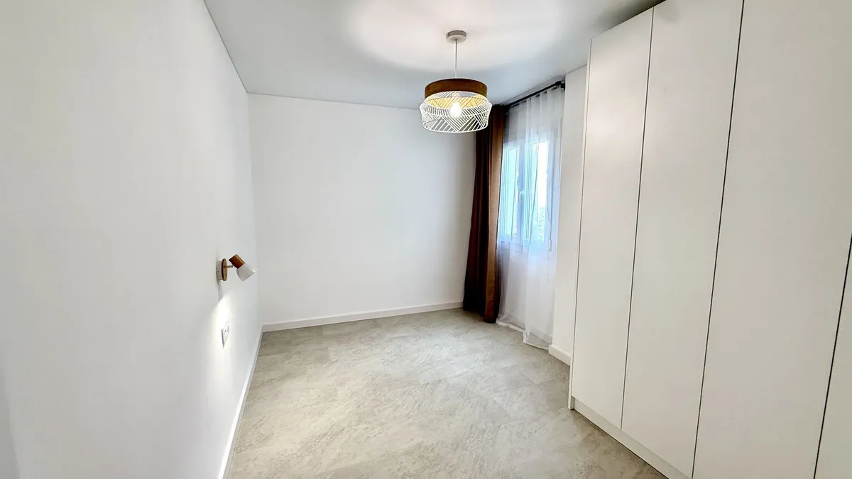 cd2f9aea-c684-425e-b471-dfd53a7de0cb