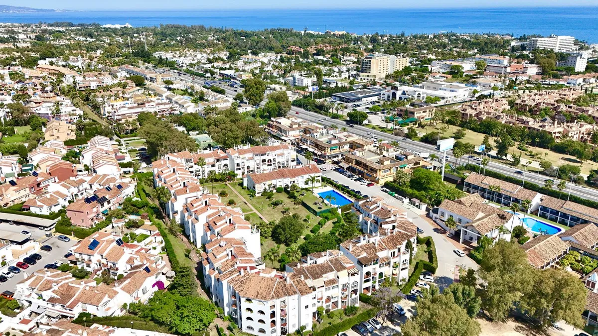 f7039a4c-43ee-4537-bb1f-80c85e9c0e1e