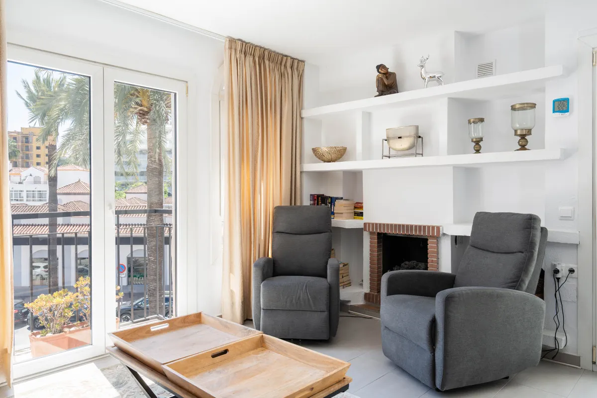 6ebc63e6-9e07-4215-bd5a-5d5af66b29f8