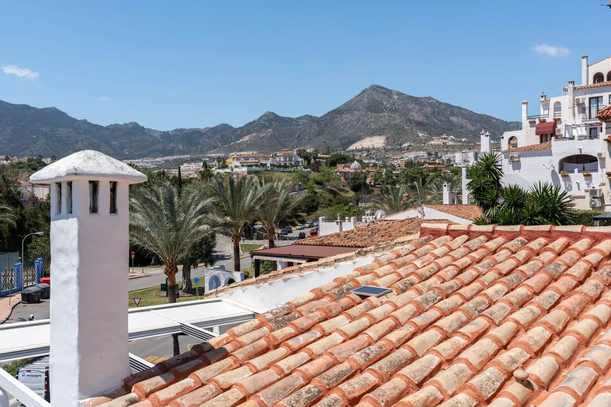 8ce112dc-1712-458b-b240-c0f8305724e3