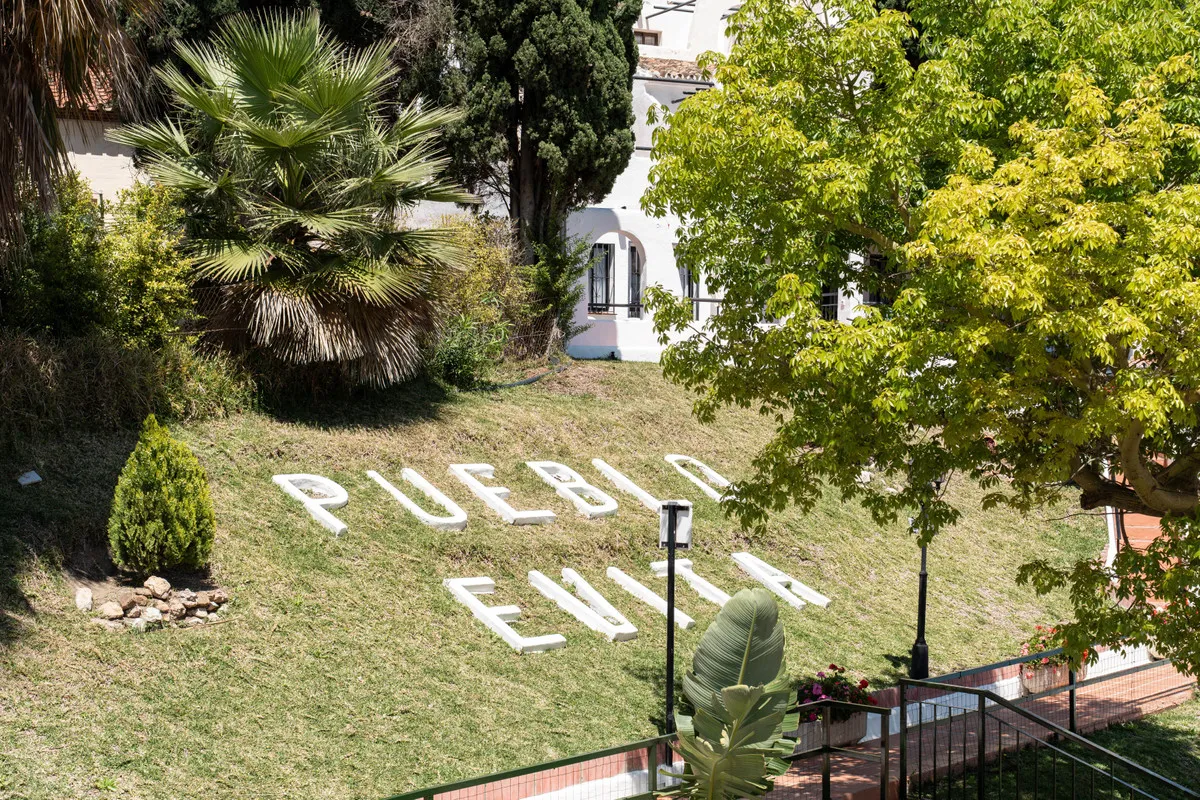 ff6c71c1-6779-4250-b353-581e988109da