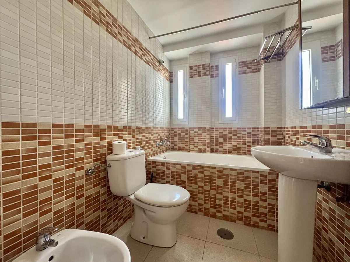 b1425342-7737-4c32-a657-f372ea455f0a