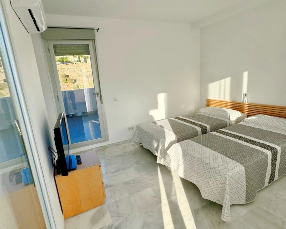 788b5494-114b-43a8-bab0-7306d4c29b04