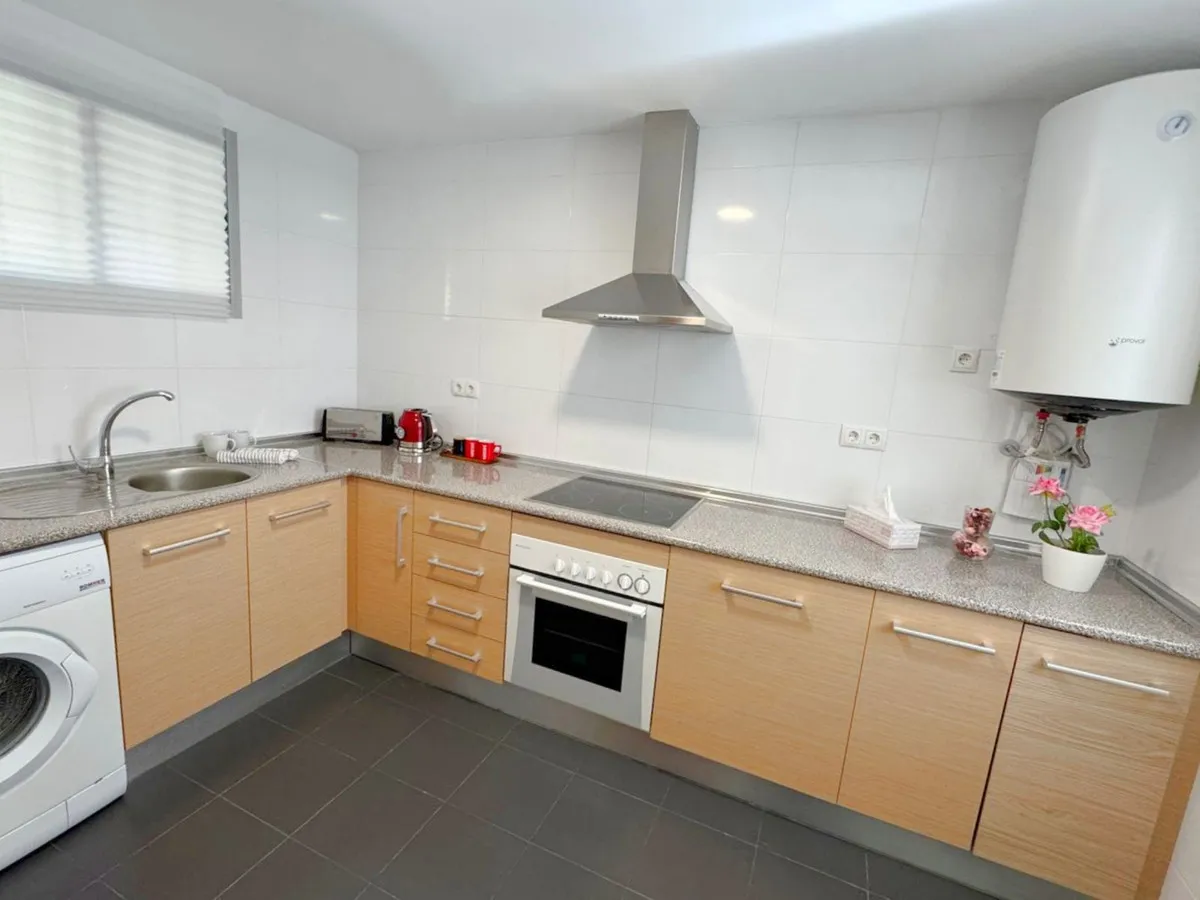 df2cfc8b-7317-408c-9081-64e7ae8c5852