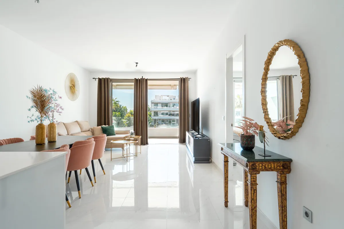 0cc04a86-3356-4707-814b-57906216d872