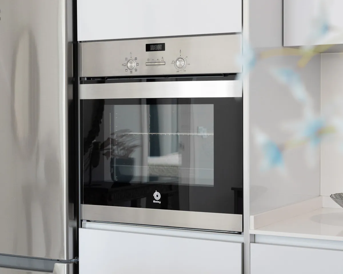 6c5a9696-e088-4e20-860e-9c4101b4bb7f