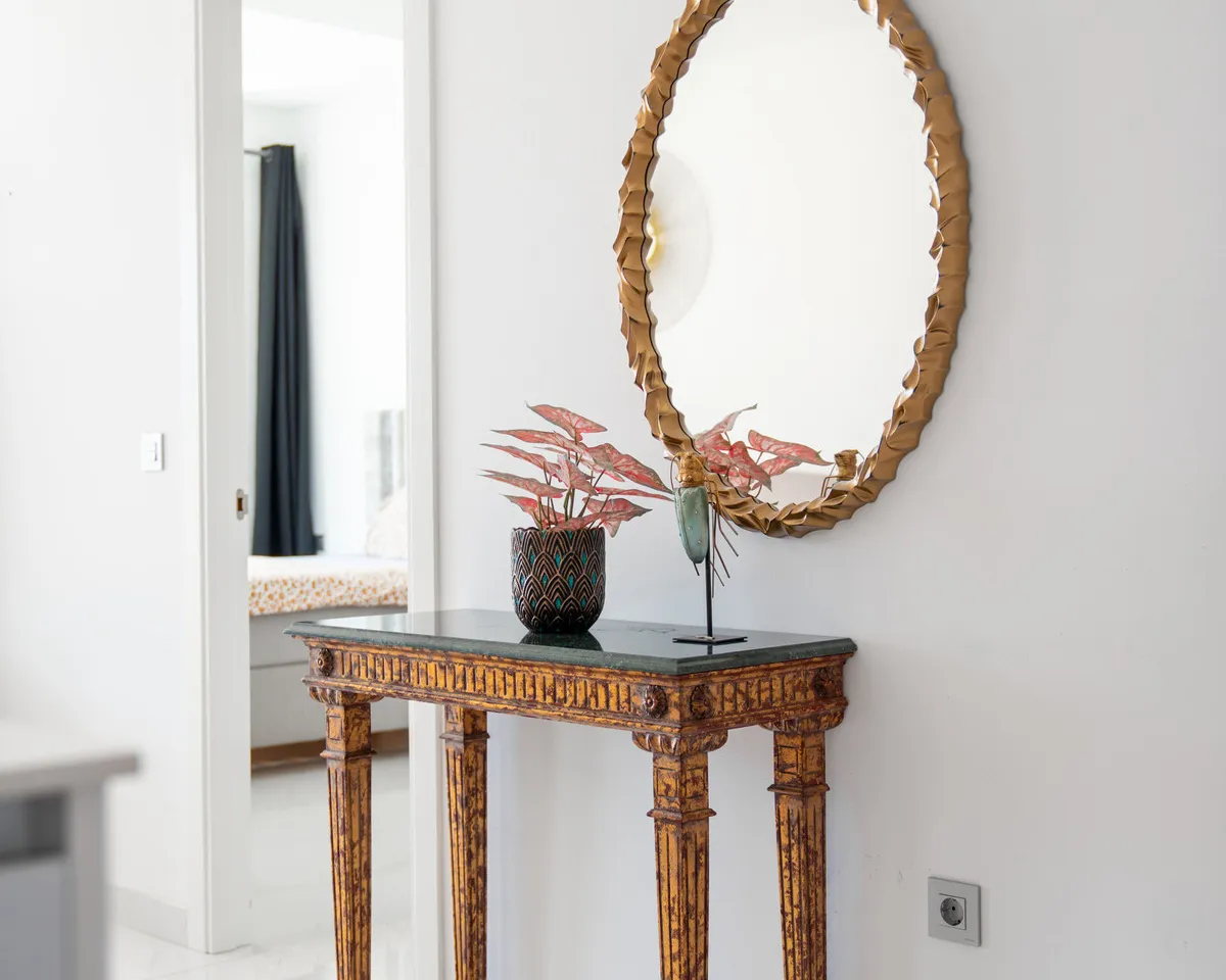 c76a804c-f10b-44f8-b9b7-c17e8f1375b9