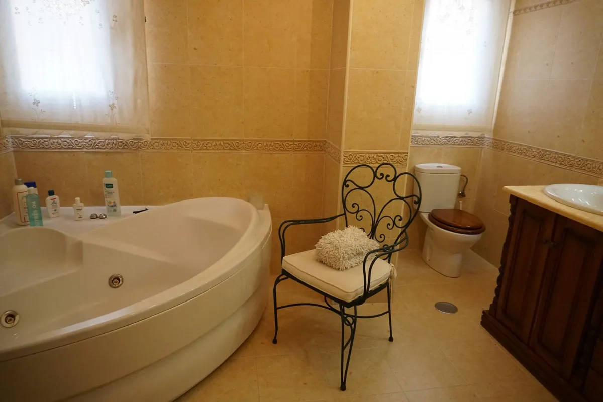 7b30d0b7-4641-42c7-8d45-3c5fb4ec2eeb