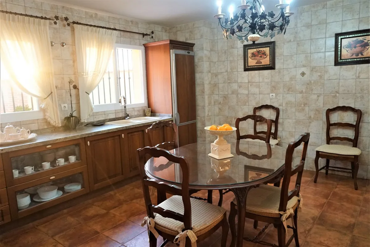 8b89582b-001d-4465-85eb-5469b0fcc676