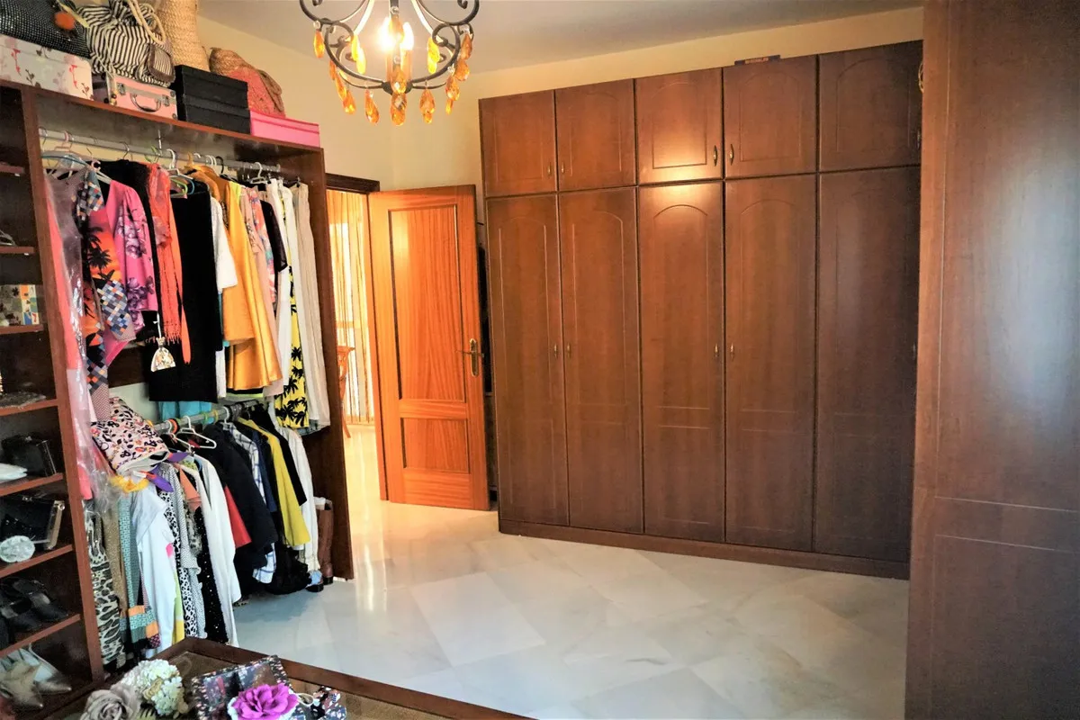 a1a02840-03e2-4326-a895-3175f0792546